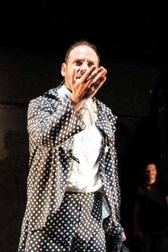 Knock | A KIN | Φωτογραφία: Μαρία Γυφτοδήμου